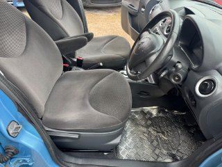 /photos/11889/7e767cd5-7acf-445d-9383-071a0f2b29e9_i320x240.jpg